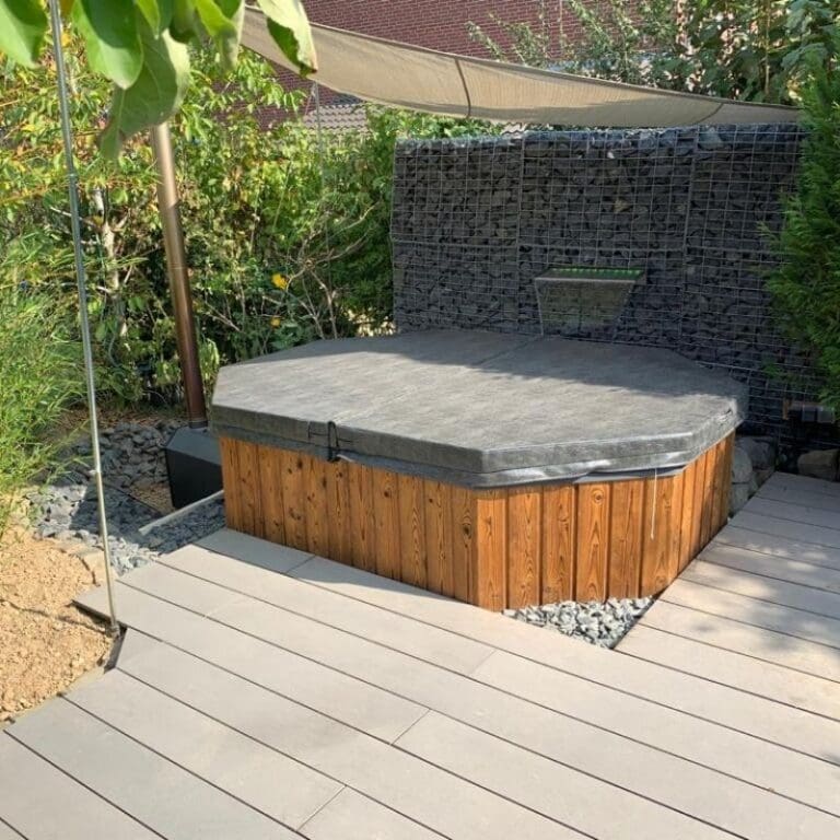 Hot Tub Bausatz